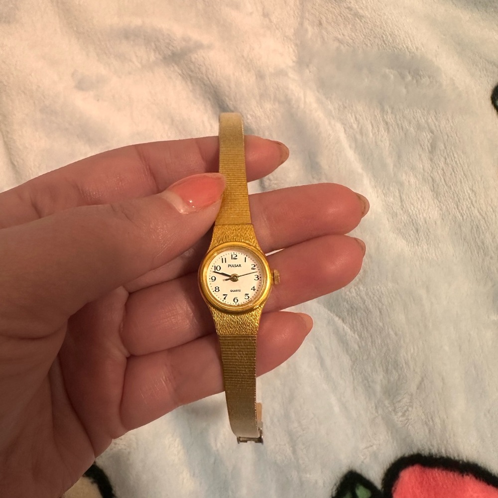 VINTAGE Timex Gold Women's Watch